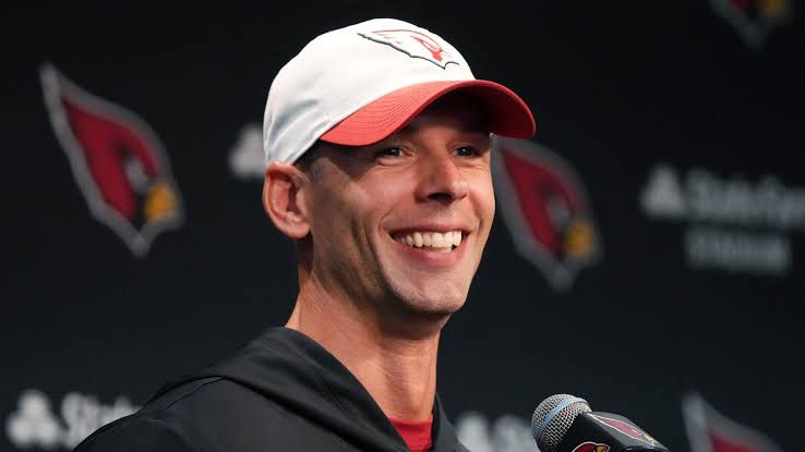 Tragic Loss: The Head Coach of Arizona Cardinals Jonathan Gannon involved in car crash that Leads to…..