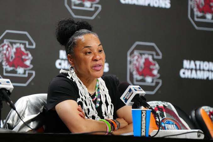 Sad News: South Carolina women’s basketball head coach announce the death of greatest player ever, confirmed dead in a Car Cr…