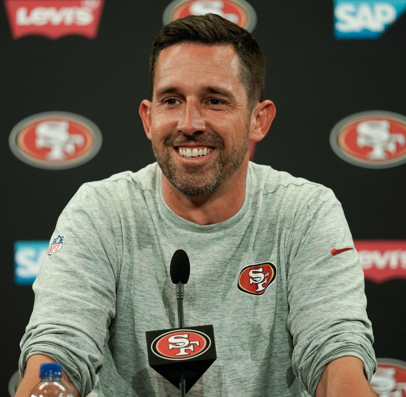 TRADE DEADLINE: Kyle Shanahan Rejects $268 Million Offer from the……