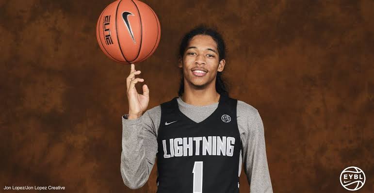 ESPN News Report: Longhorns Making a Strong Push for $47 Million Prospect Zakai Zeigler, Drawing Comparisons to Tre Johnson….